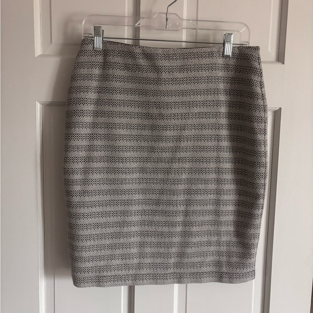 LOFT Gray Striped Pencil Skirt Size Small | Career Work Office Skirt